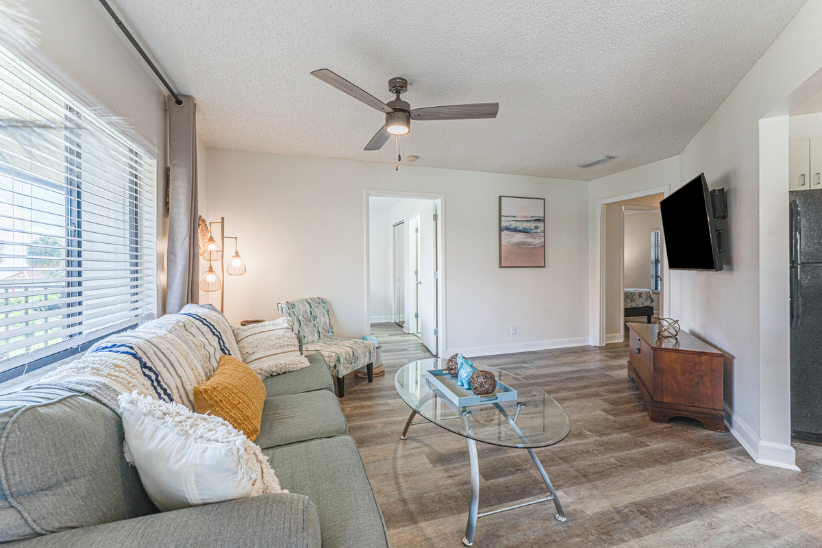 Bright and comfortable, the living room offers a relaxing space to unwind, watch your favorite shows, or spend quality time together after a day of exploring Tierra Verde.
