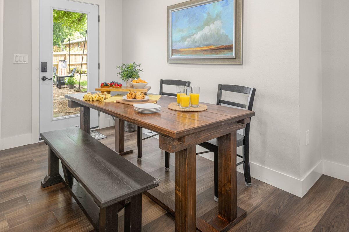 Kitchen table seats 6 with benches