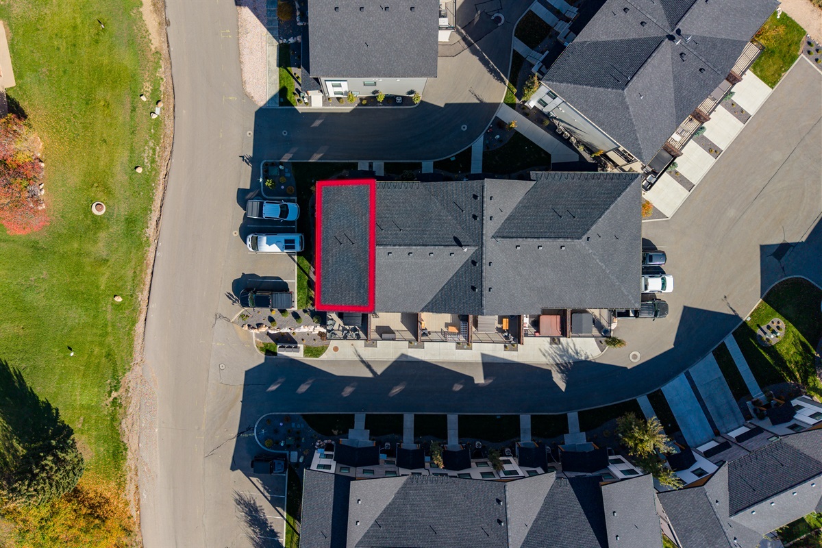 Overhead view indicating Gone Ski Inn’s location within The Peaks.