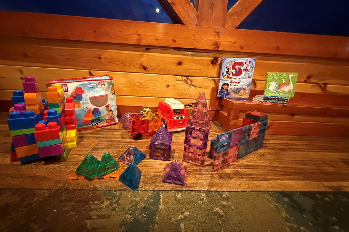 From big meals to big imaginations. Your little ones will love the thoughtful and entertaining toddler toys - and so will you!