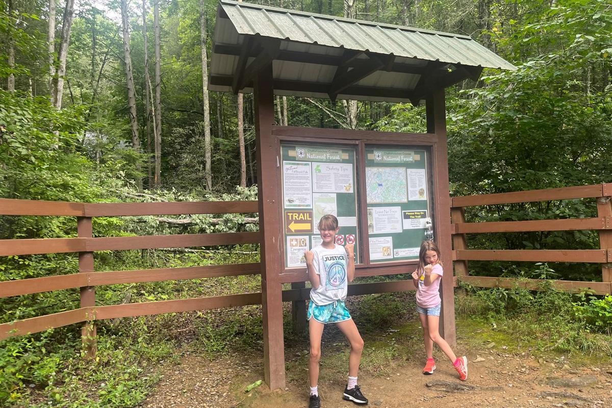 🌿💦 Adventure crew spotted! Hiking to Falls Branch Falls with my two silly girls—lots of giggles, a little mud, and the best memories. 💚👣