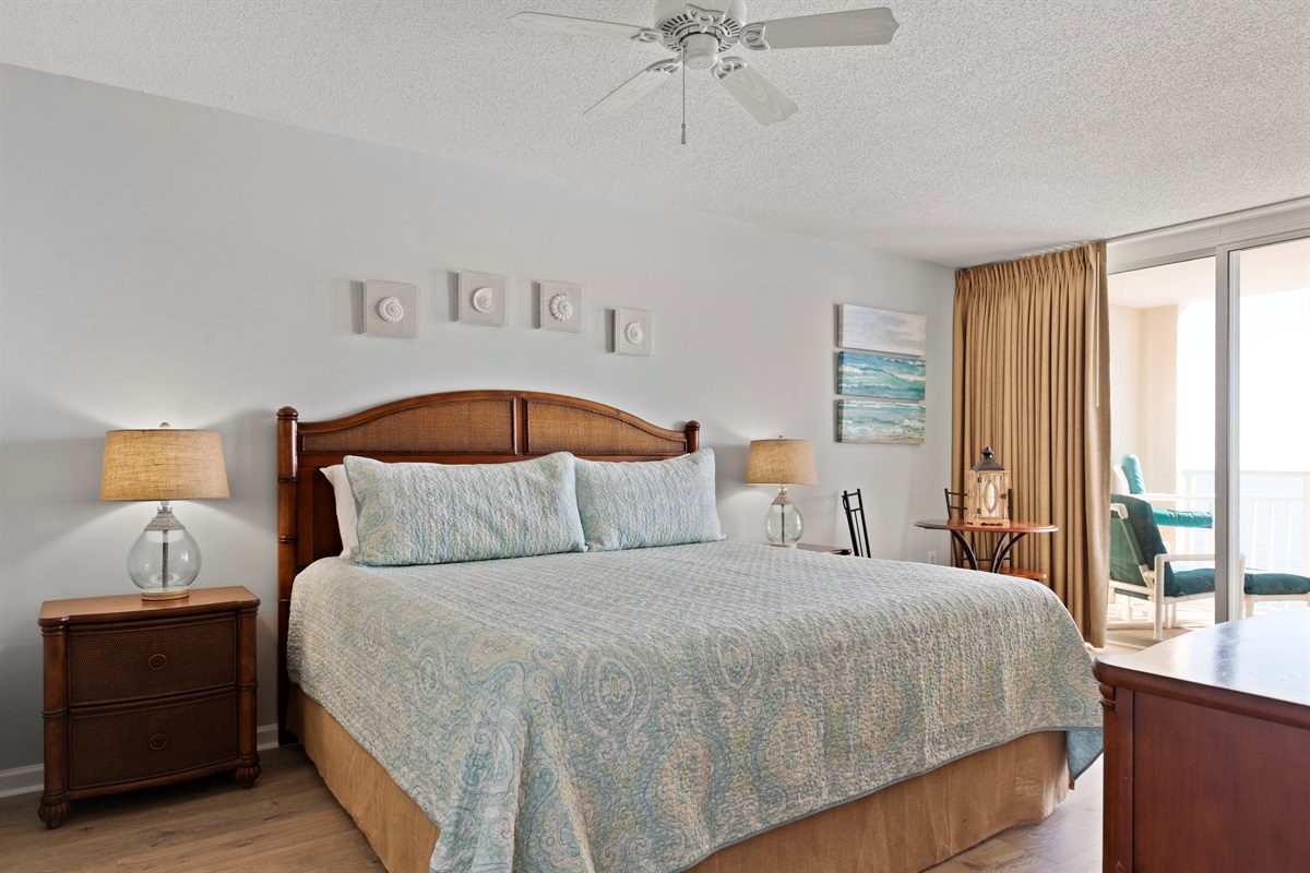 King in Main Bedroom
