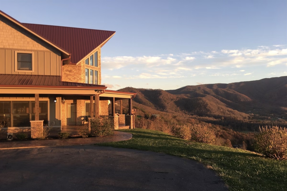 Golden Hour is hitting the face of the Chalet, coming in through the huge windows!