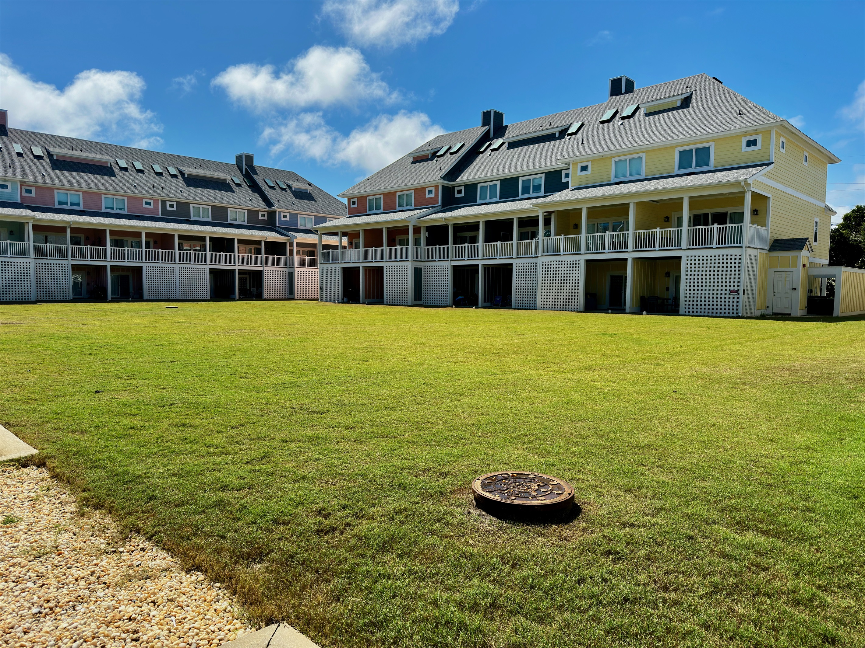 Large outdoor green space right outside the patio.
