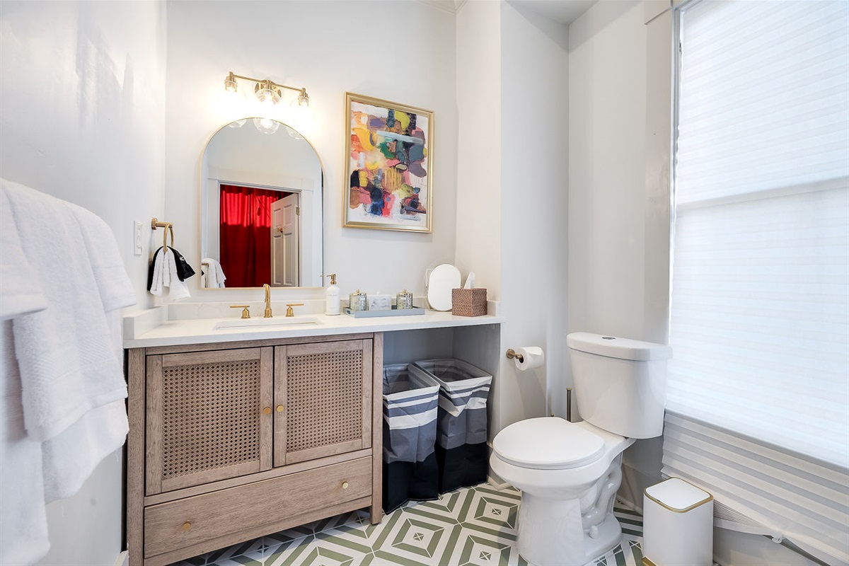 Full Bathroom upstairs -1