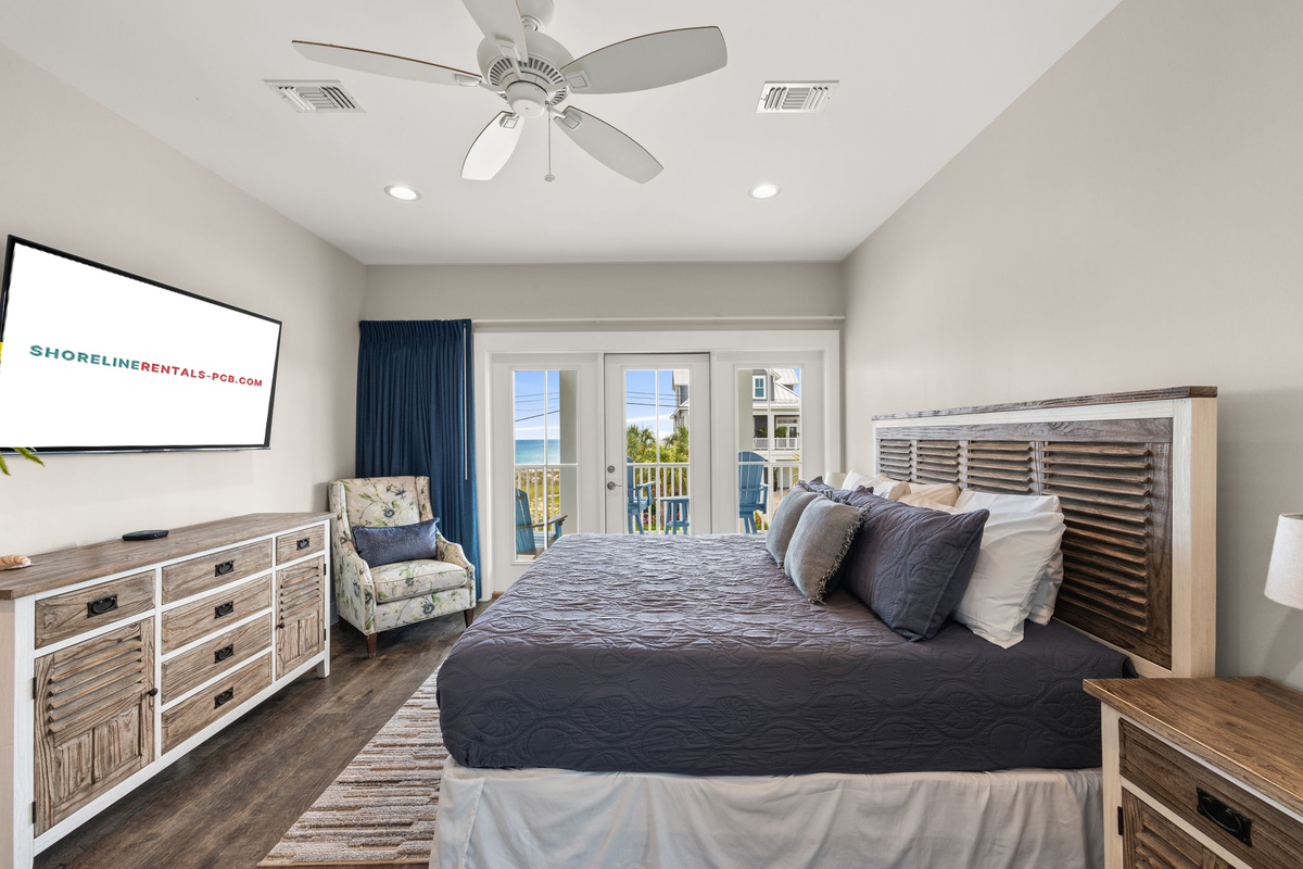 Luxury second-floor king master suite with Gulf views, brand-new 58” Smart TV (2026) & private balcony access