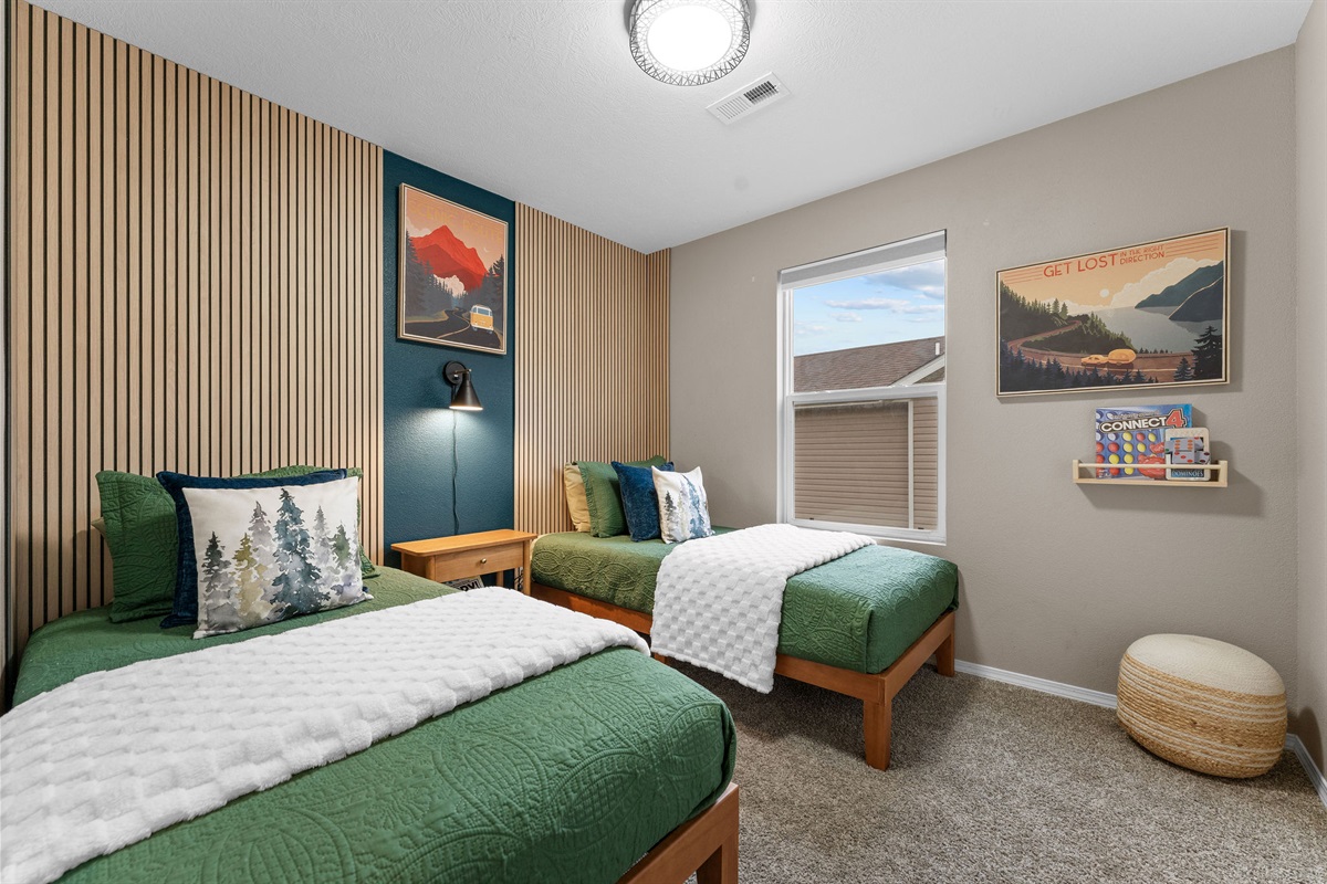 Bedroom with two twin beds