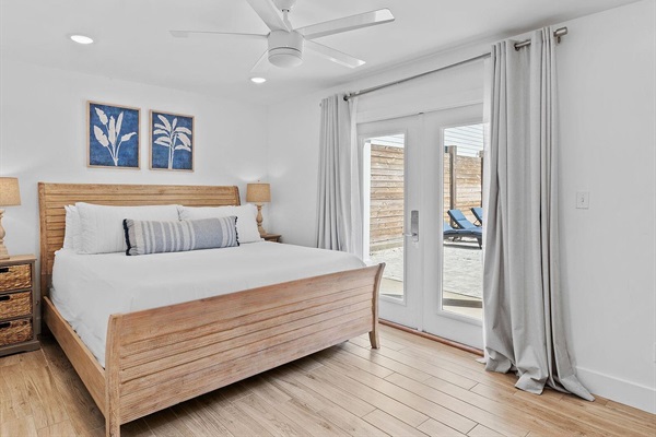 King Suite w/ En Suite Bath + Direct Pool Access