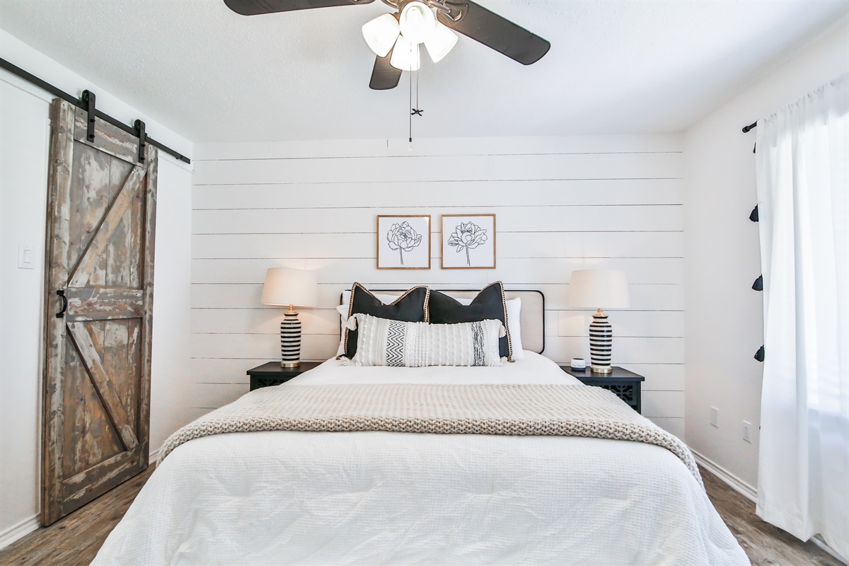 Front bedroom with queen bed 