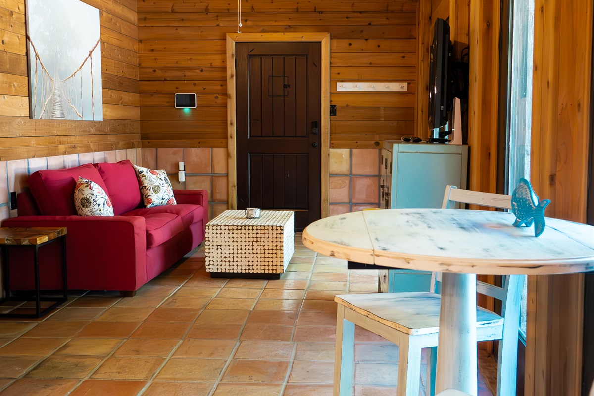 Extra seating area.. perfect spot for coffee!