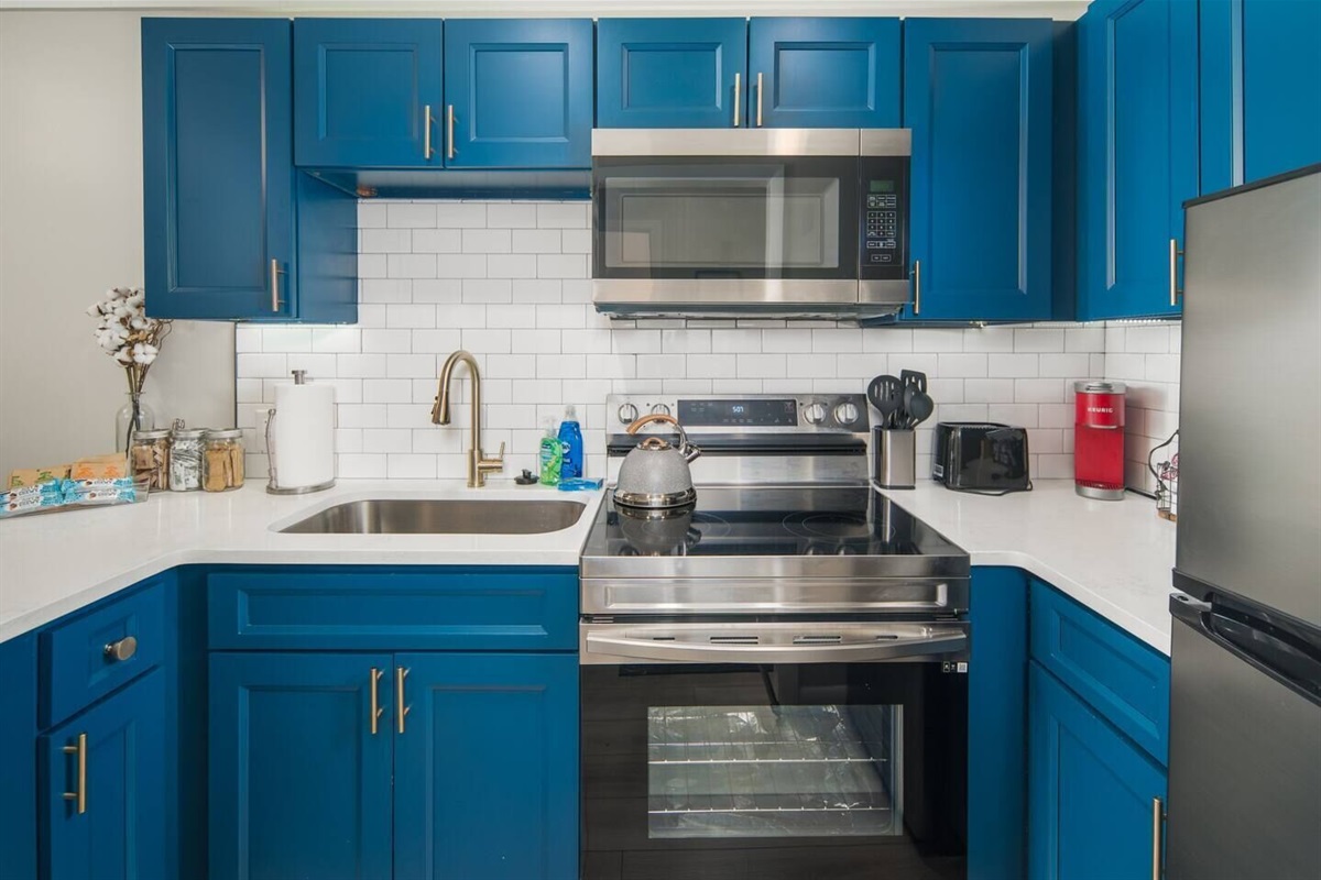 Unit 5: Kitchen with new stainless steel appliances