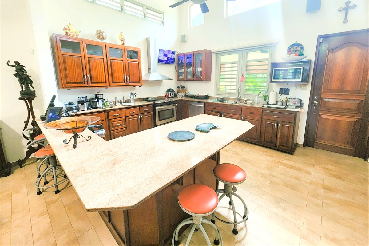 open full kitchen