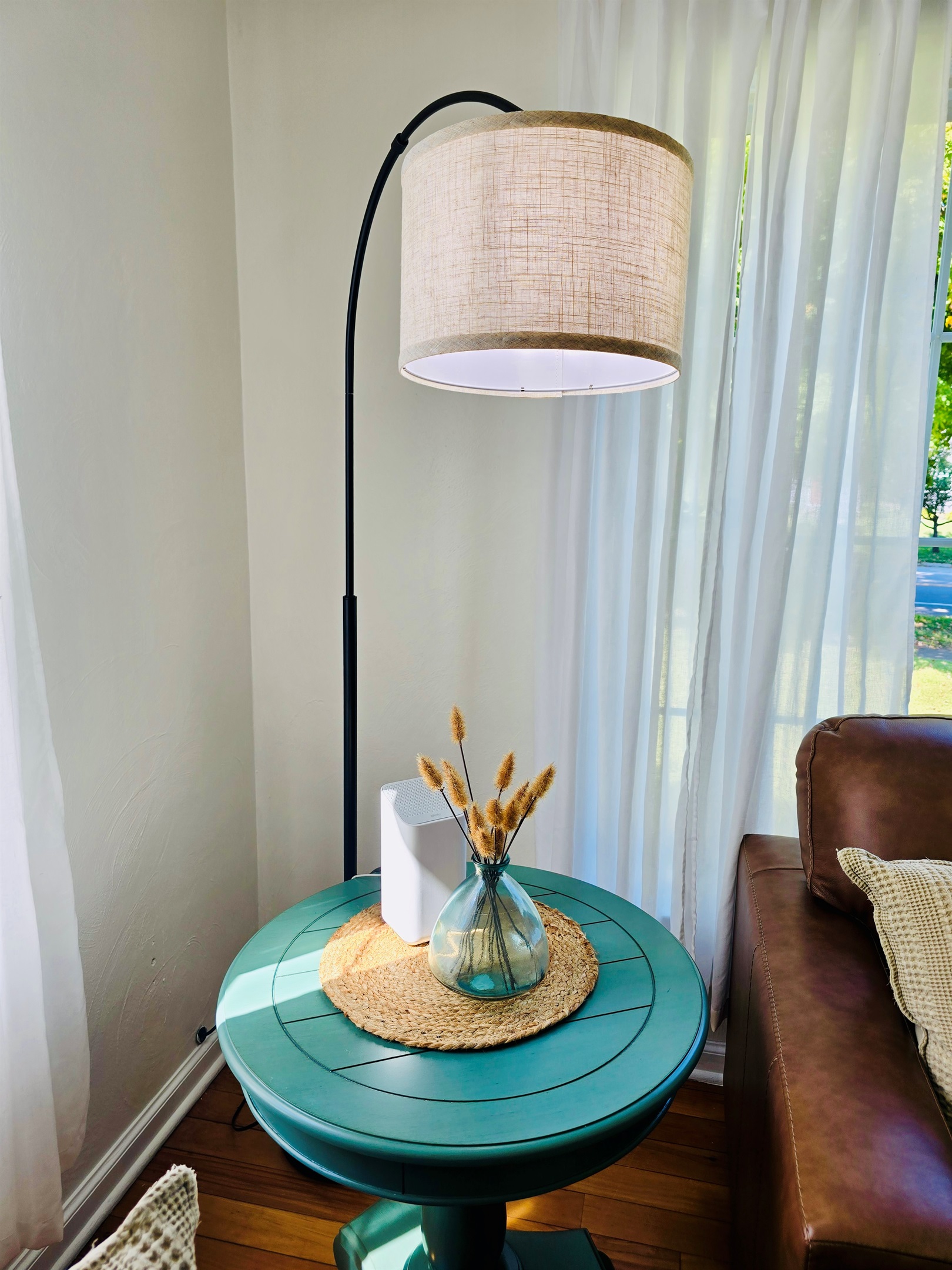 Teal tones and tasteful design—where function meets flair.