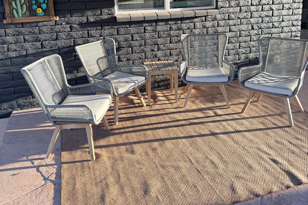 Grab your coffee and spend time with your loved ones while you watch the sunrise!