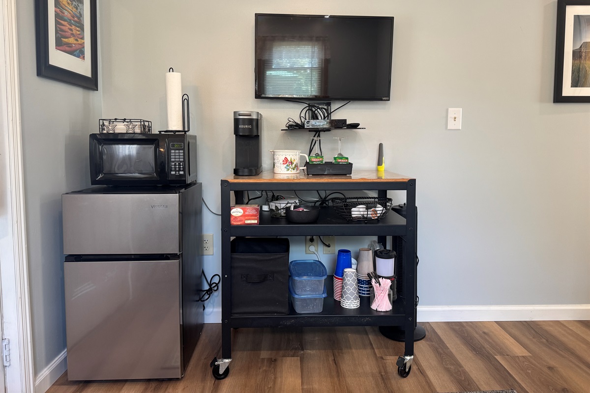 Coffee station, mini fridge, SmartTV