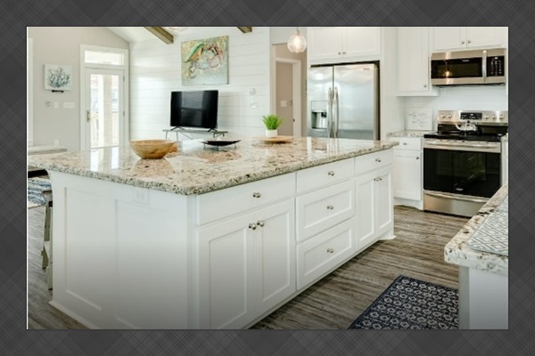 6d88acf4ada2430e8d50b6da9fc9f65f Medium | Beachhouse | Texas | TX | Vacation Homes | Galveston | Crystal Beach | Kokomo | Breezy Days | Beachfront Elegance | Sunrise Serenity | Southern Sands Property Management, LLC