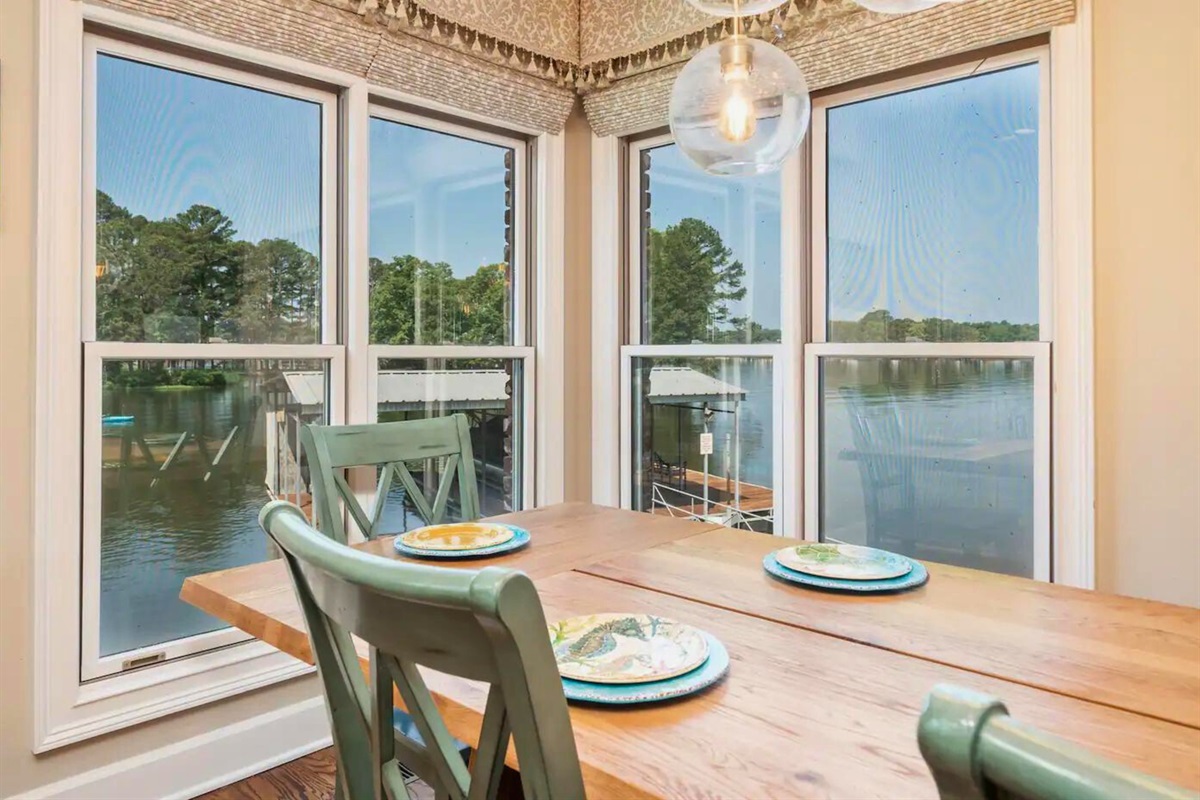 [Dining Area] The Entire Home has a Charming yet Luxurious Feel