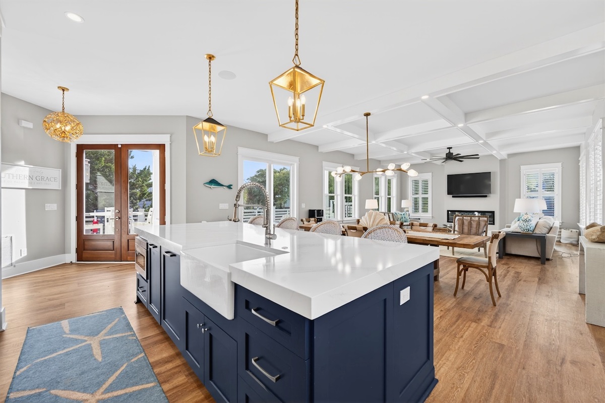 Large Kitchen Island  | Southern Grace | 6 23rd Ave.