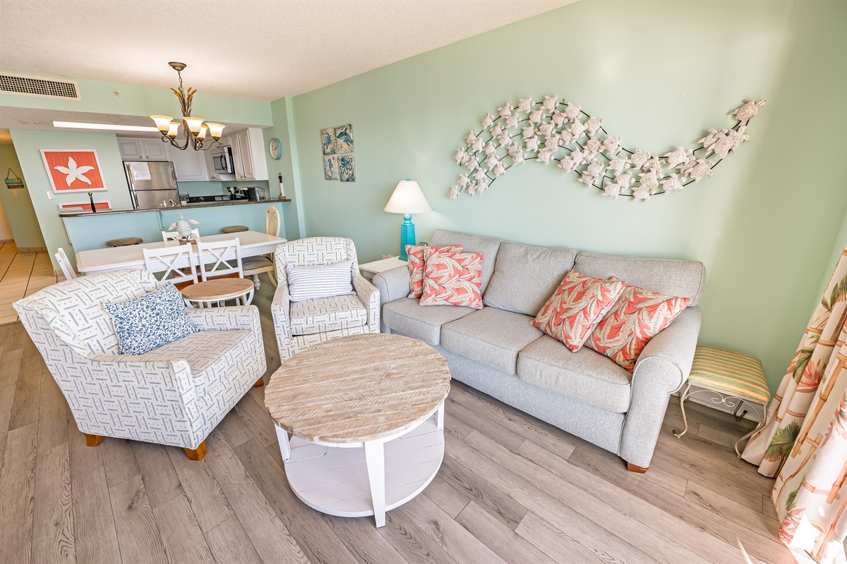Amazing Living Room with Stunning Views🌊☀️