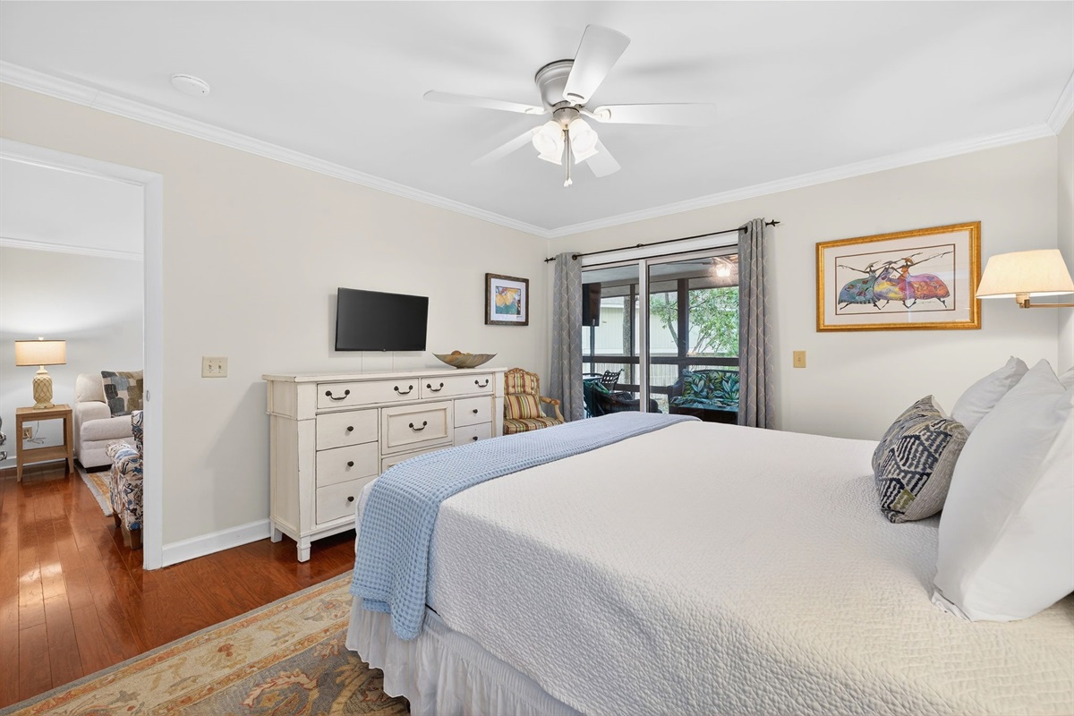 Primary King Suite | Seaside Cottage | IOP Escapes | 31 Twin Oaks, Isle of Palms, SC