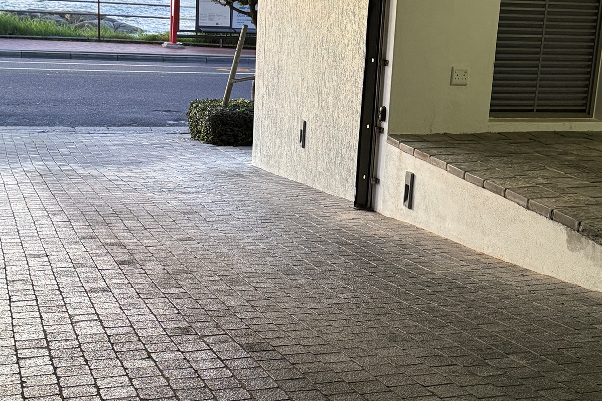 2 secure garage parking spots