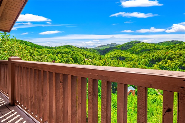 Mountain views as far as the eye can see, right from the game loft’s deck.
