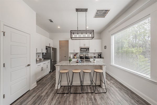 Kitchen with island