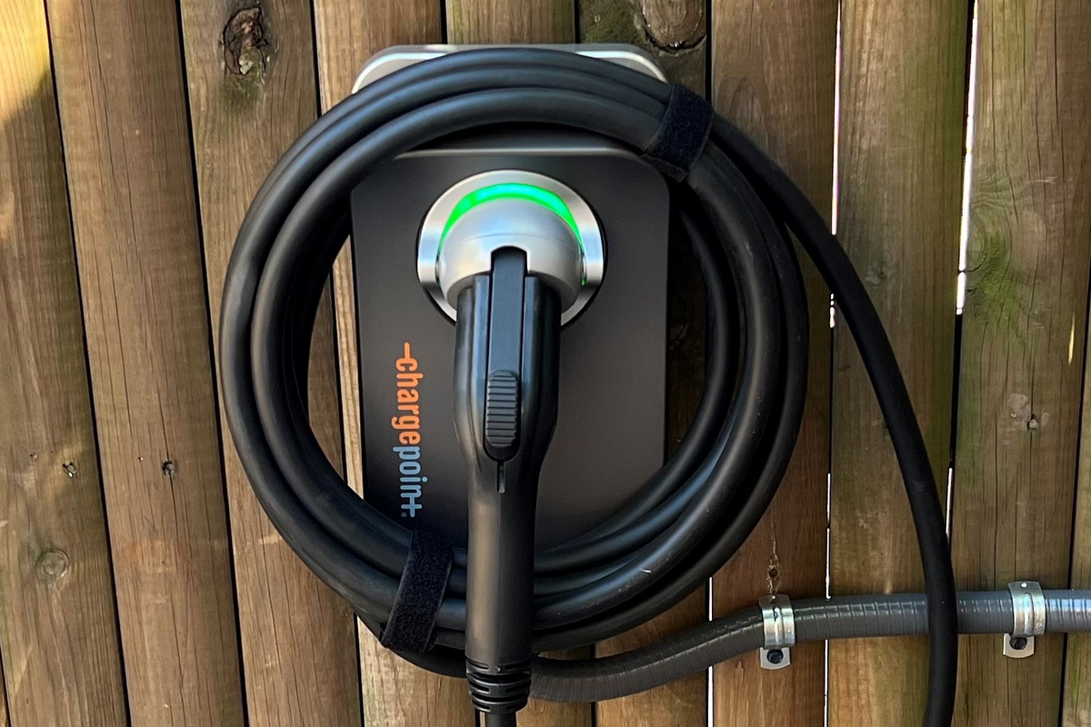 Complimentary EV charging with ChargePoint Home Flex 50 amp Level 2 charger.