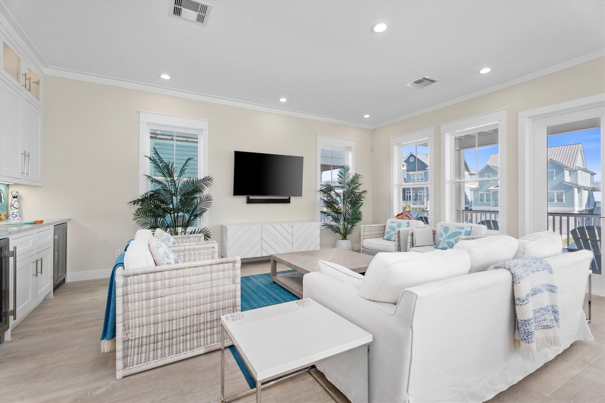 6dafe5d2c0434b11815493164b3ce01d Large | Beachhouse | Texas | TX | Vacation Homes | Galveston | Crystal Beach | Kokomo | Breezy Days | Beachfront Elegance | Sunrise Serenity | Southern Sands Property Management, LLC