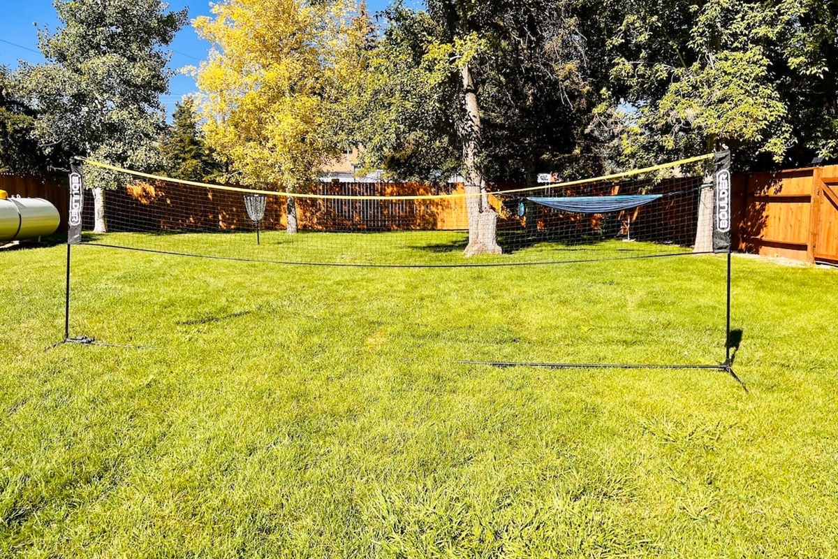 YES, it's time for you and yours to come stay and play at Mama Bear Cabin!