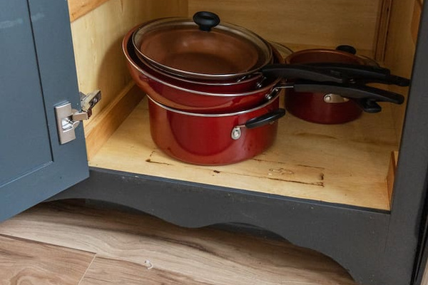 Kitchen supplies