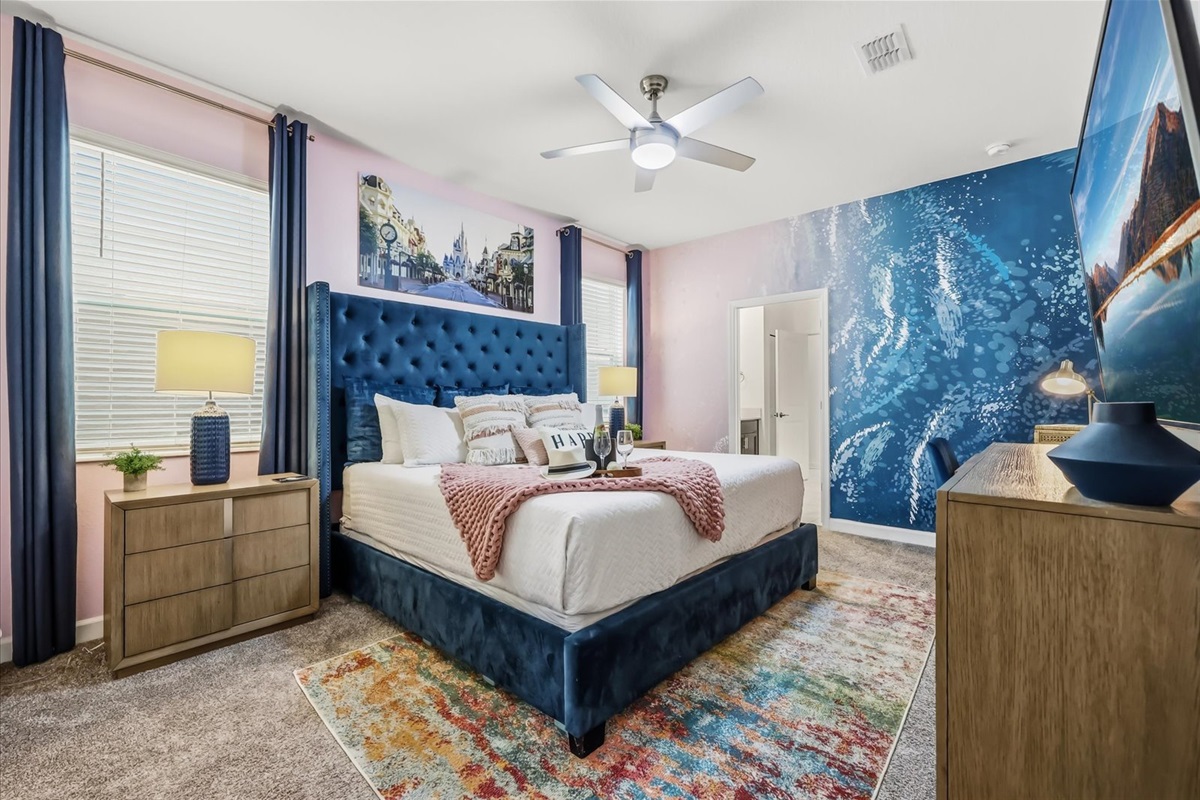 Master Suite #1, king bed with ensuite bathroom