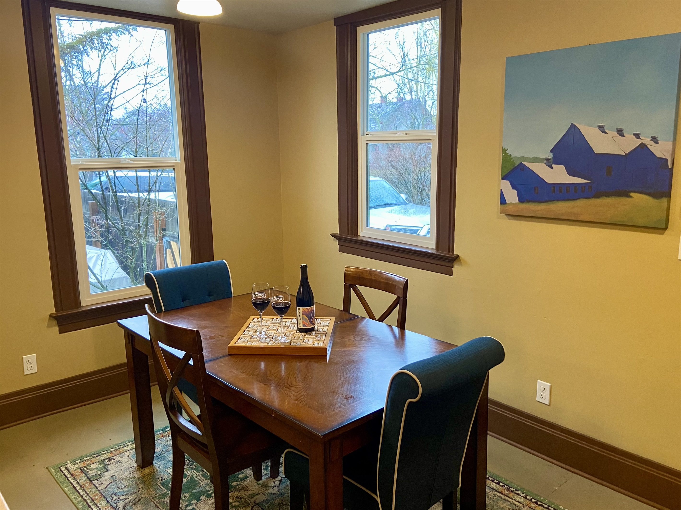 Kitchen Nook Table seating for 4. 