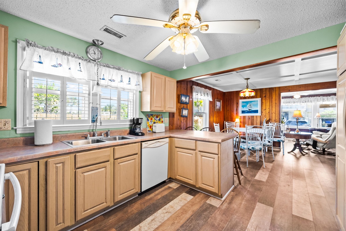  Love the light and airy feel!