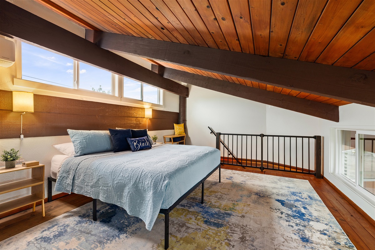 King Loft Bedroom