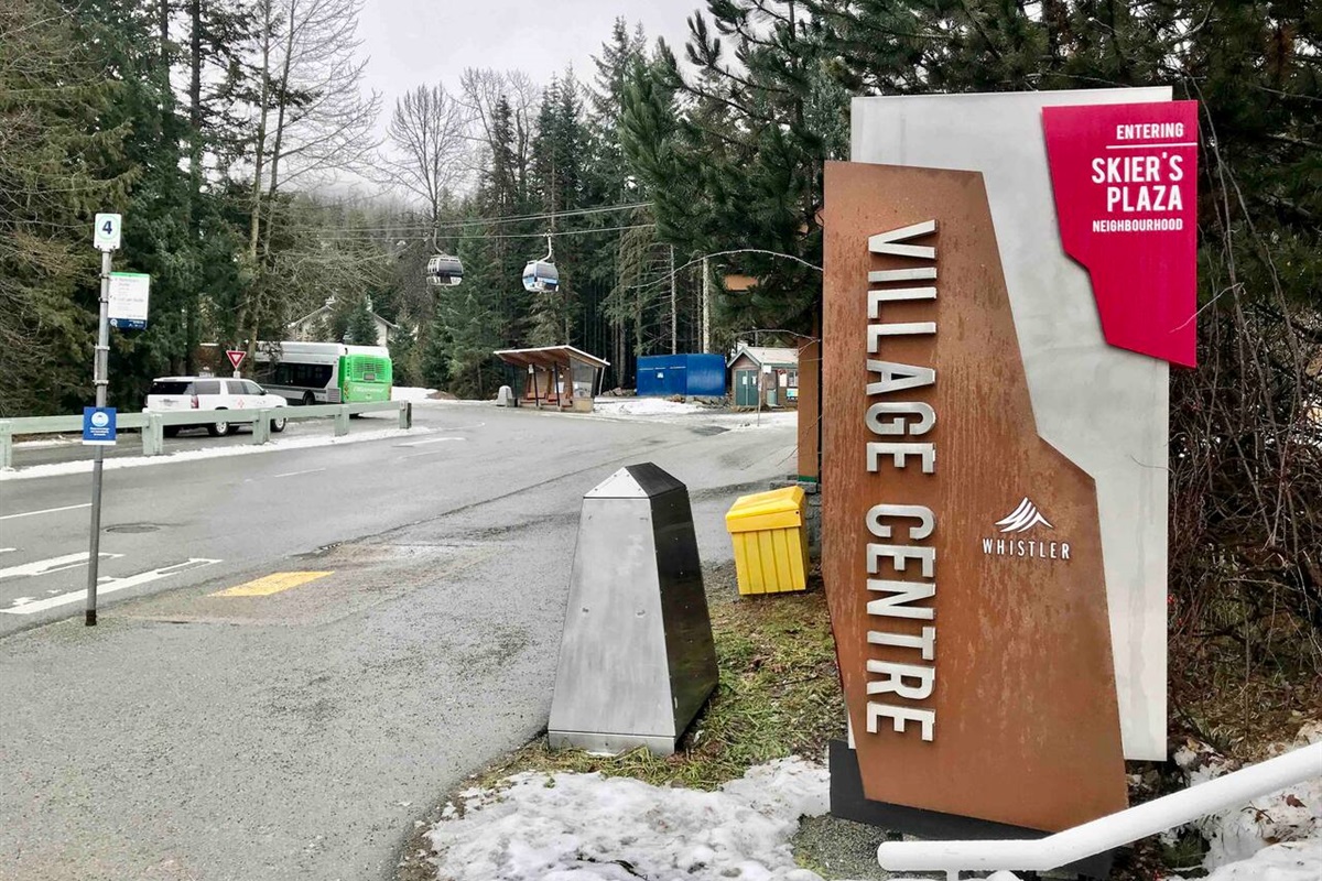 1 Gables is less than 100 metres from Skiers Plaza and the entrance to Whistler Village Center & Village Stroll. You cannot get any closer than this primetime 4 bedroom property location. Best Whistler Rental Location.
Whistler.Rentals