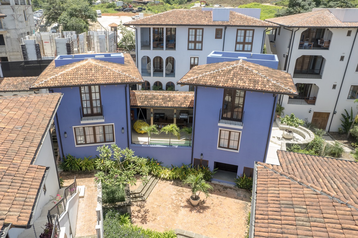 Located in the heart of Beach Town North steps from Playa Danta and the Las Catalinas Mercado with shops and restaurants.