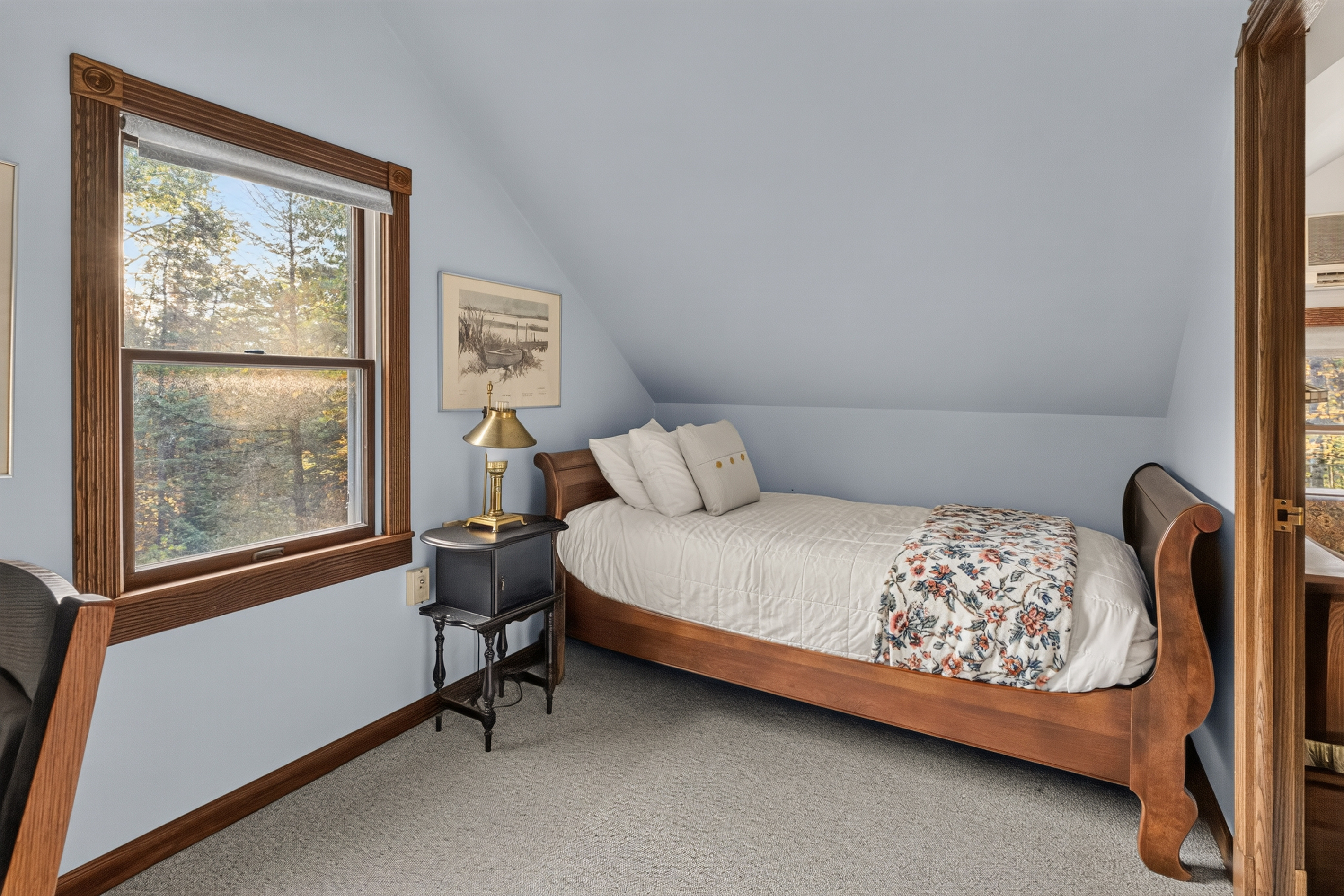 Main house- 2nd floor bedroom
