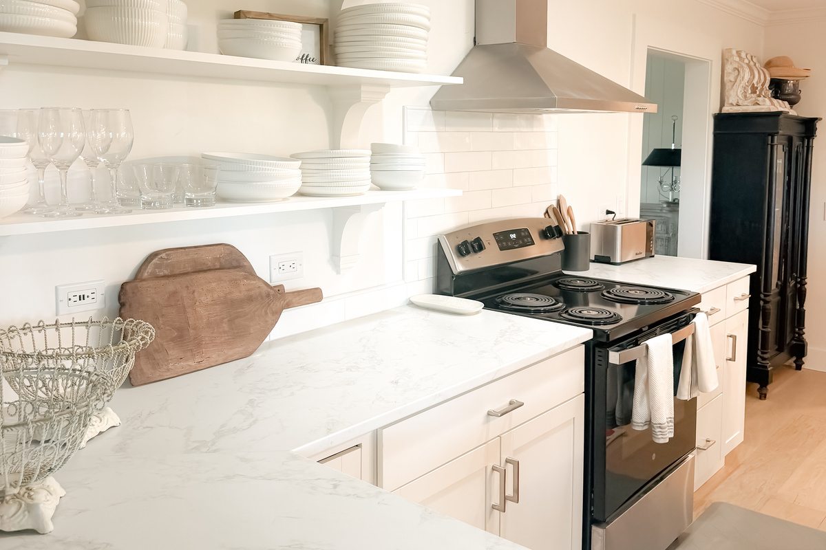 Open and spacious fully equipped kitchen