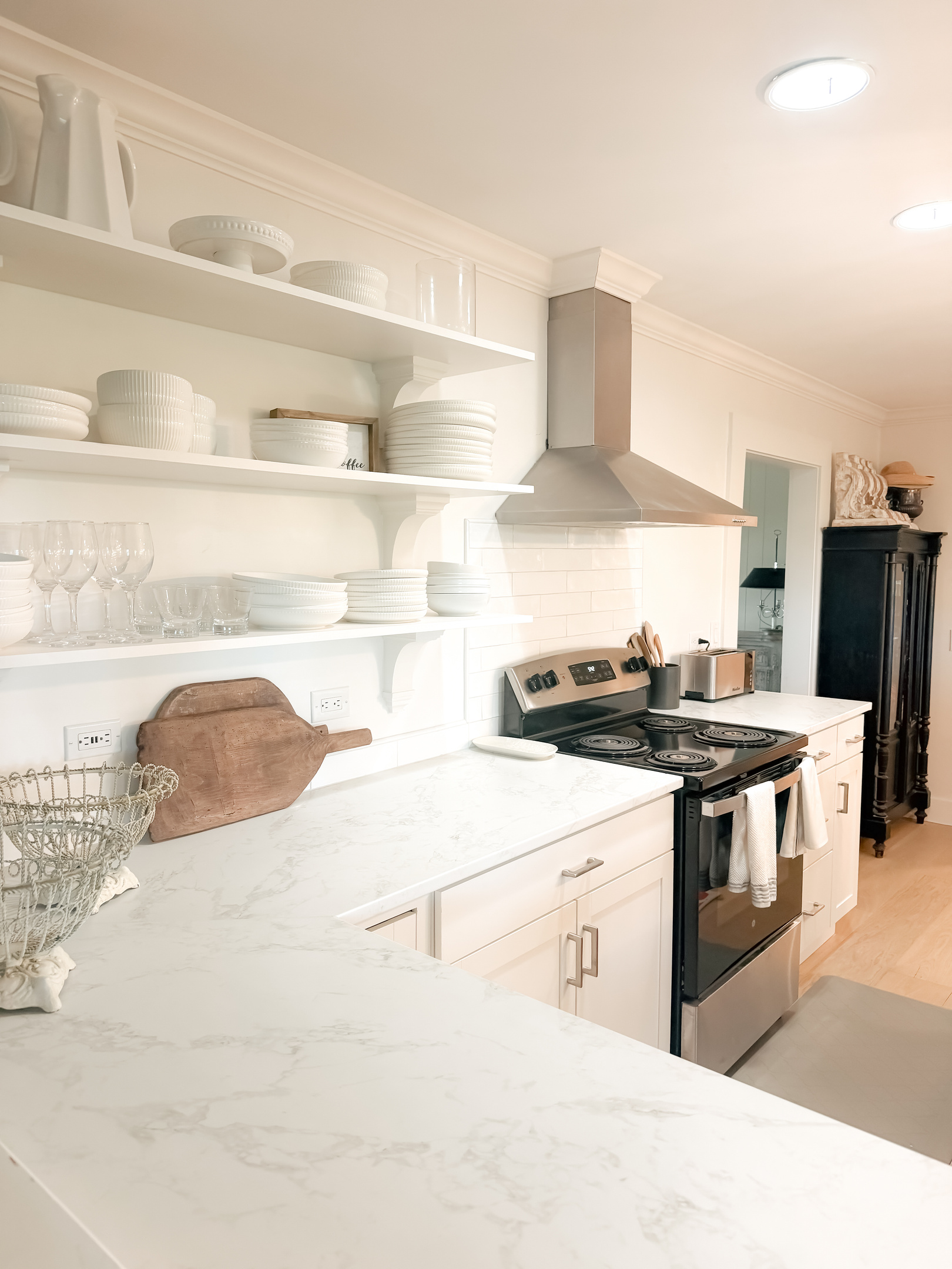 Open and spacious fully equipped kitchen