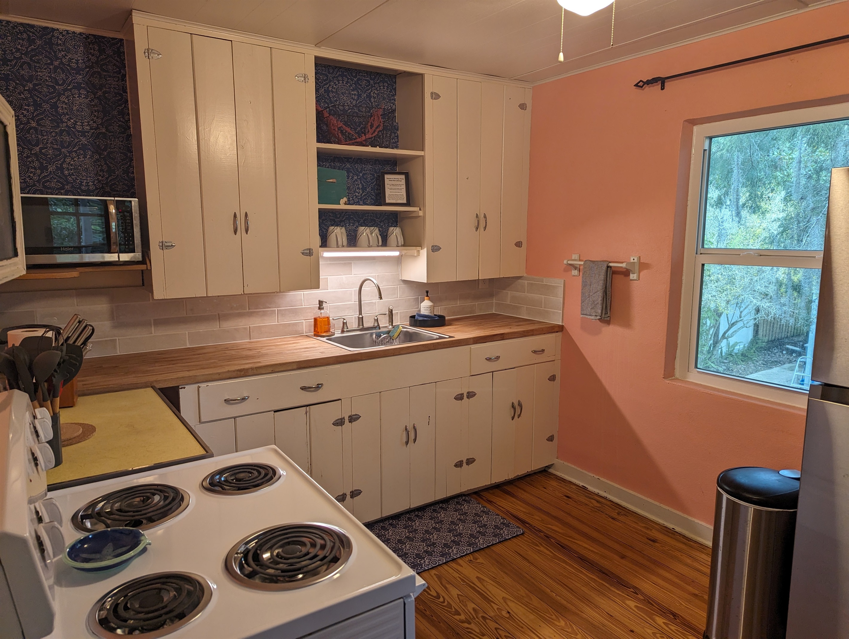 Kitchen (Apartment)