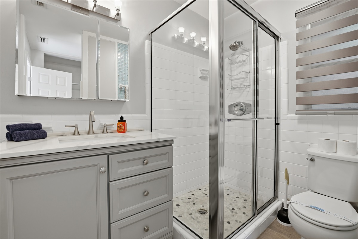 Primary ensuite bathroom  