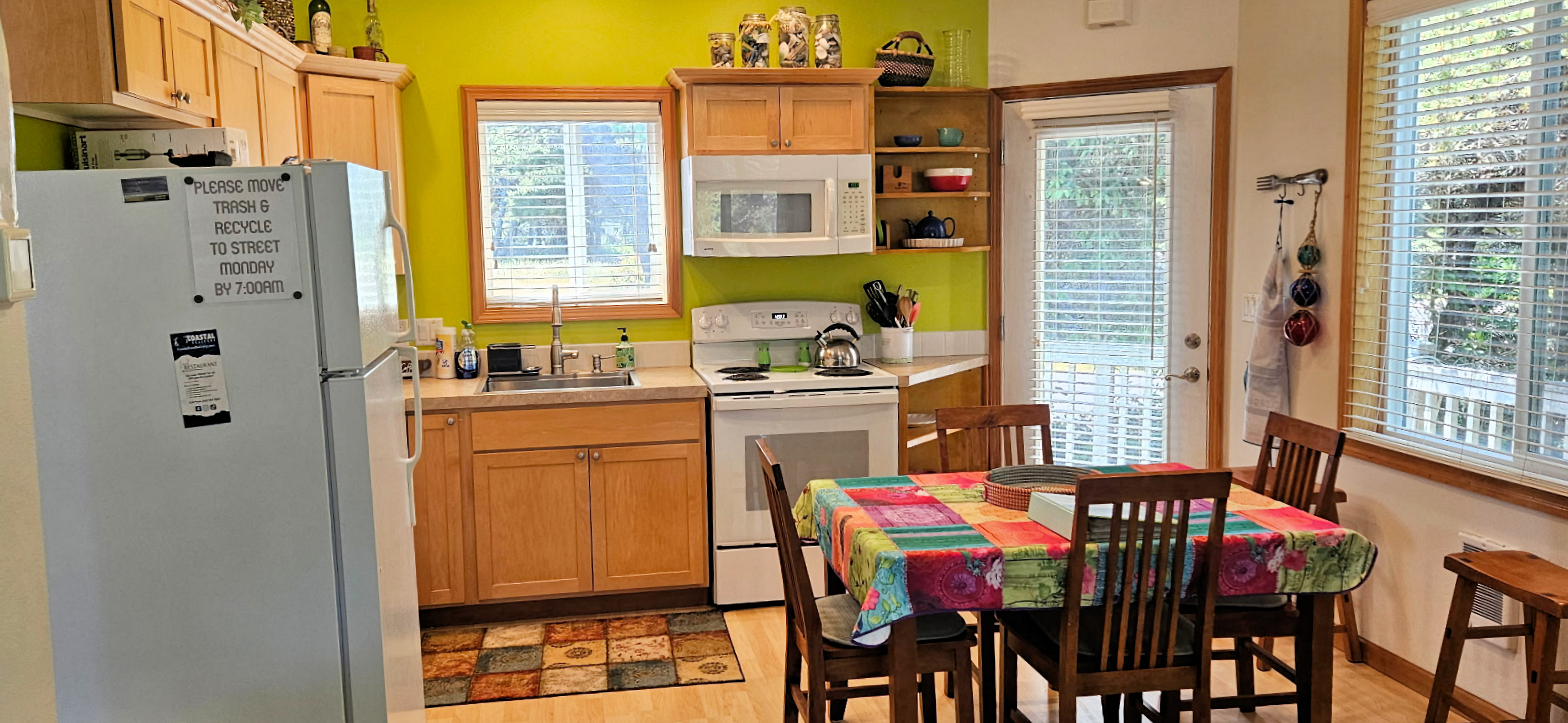 Kitchen - Dining