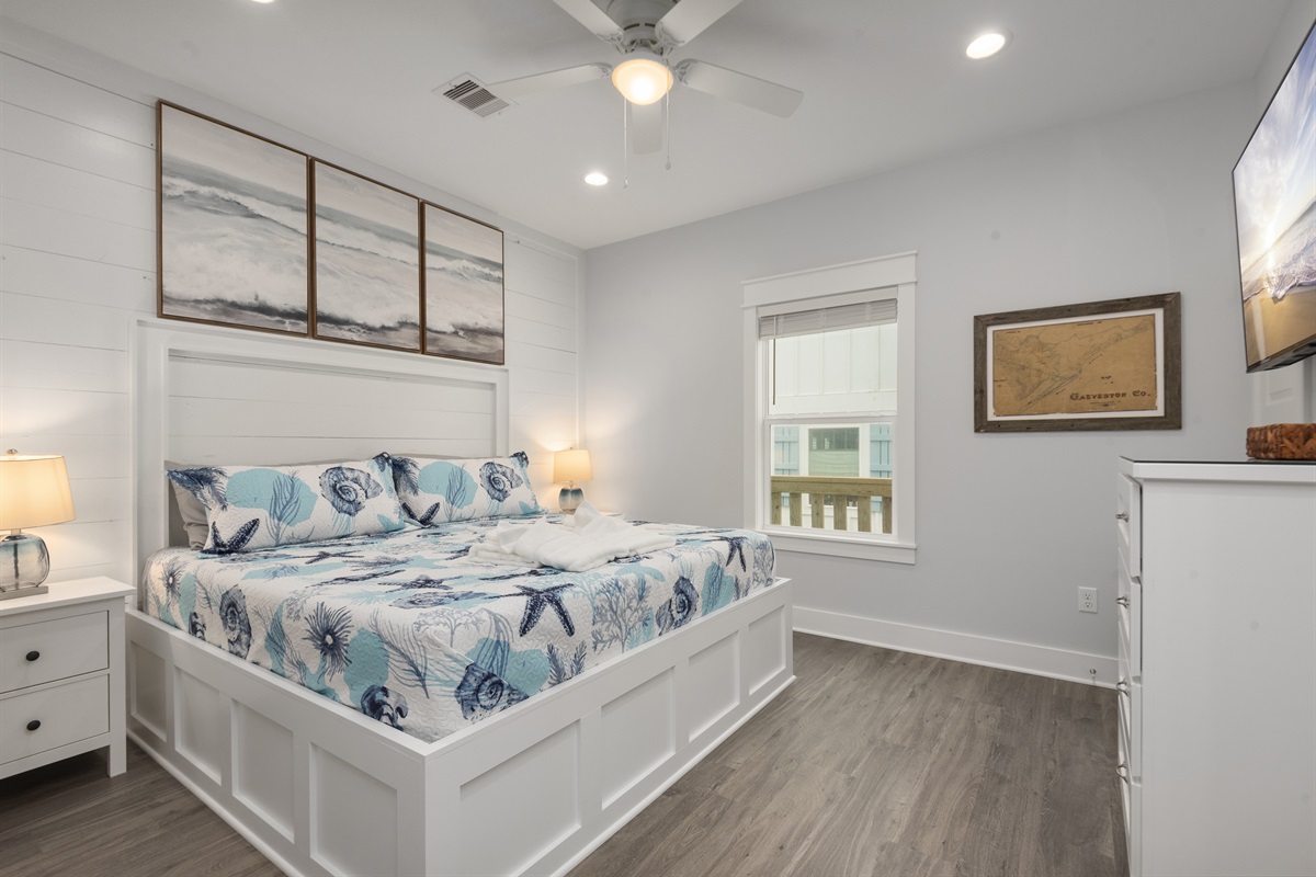 6e466071eb4a453896383f479ef914e0 Large | Beachhouse | Texas | TX | Vacation Homes | Galveston | Crystal Beach | Kokomo | Breezy Days | Beachfront Elegance | Sunrise Serenity | Southern Sands Property Management, LLC
