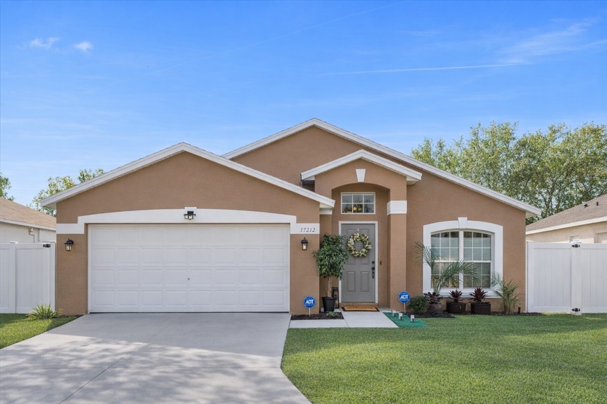 Step Free Entrance, driveway parking