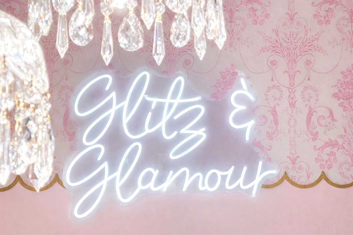 Welcome to Glitz & Glamour Nashville Ladies!!!