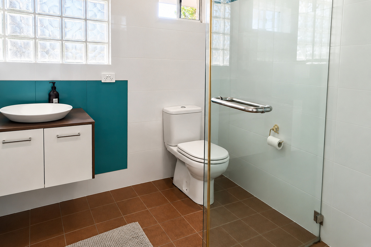 Carinya Coastal Escapes includes a bright Daleys Point bathroom, adding practical comfort to your Central Coast stay near Brisbane Water.