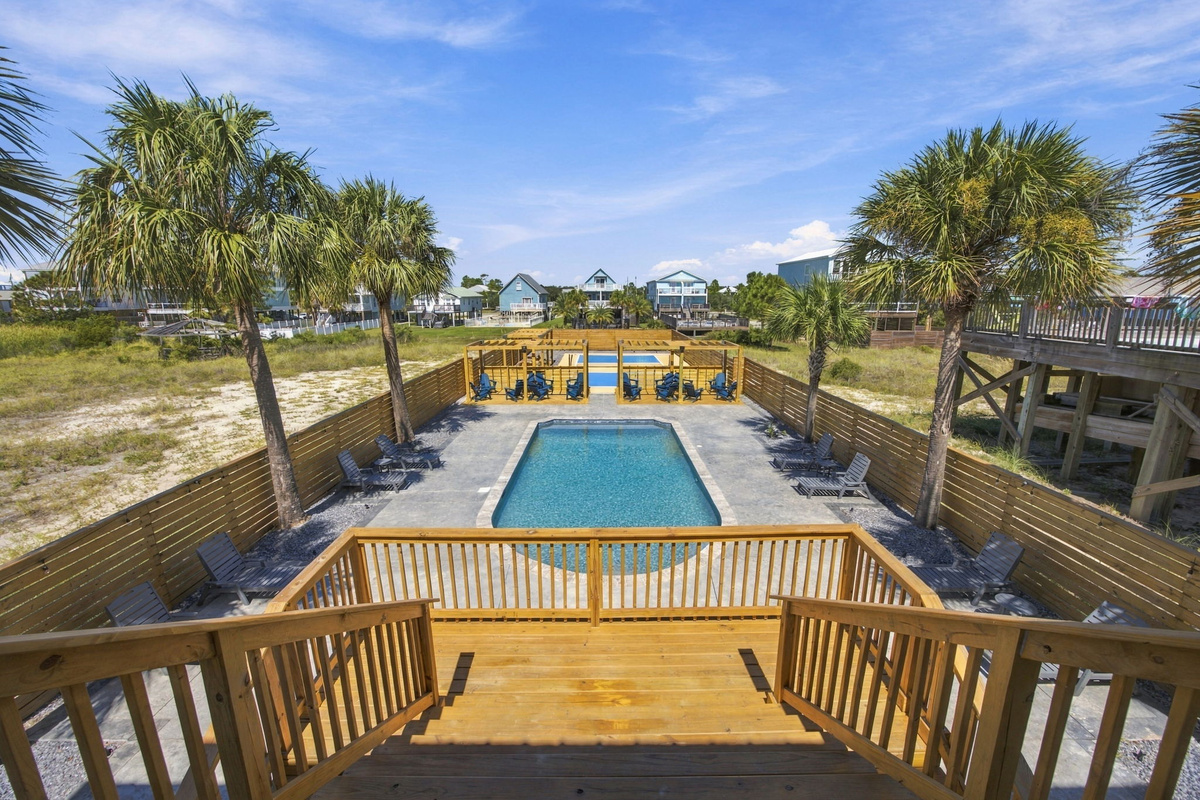 Sunny days call for refreshing moments outdoors.