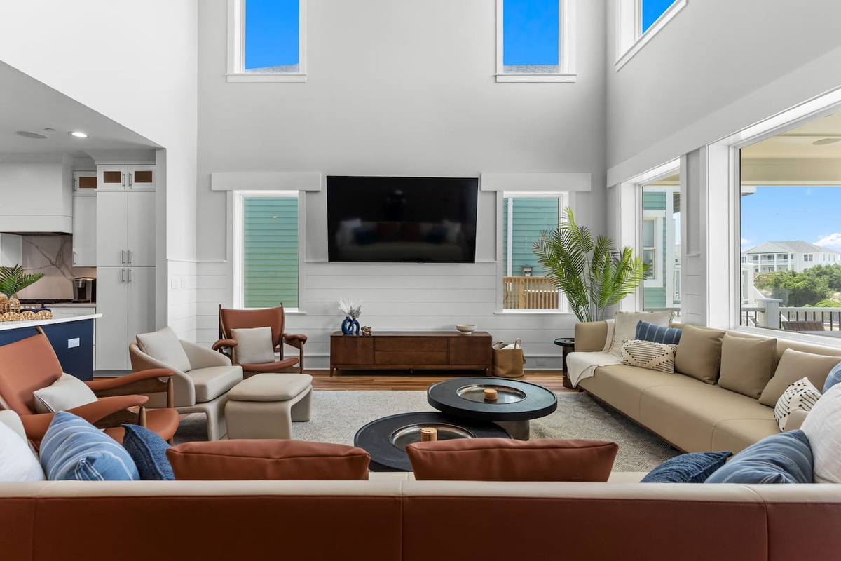 Wind down after a day at the beach, pool, or volleyball court with family movie night on the impressive 85-inch TV. With plenty of comfortable seating, there’s room for everyone to gather, relax, and relive the day’s adventures.