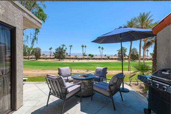 Patio dining with firepit